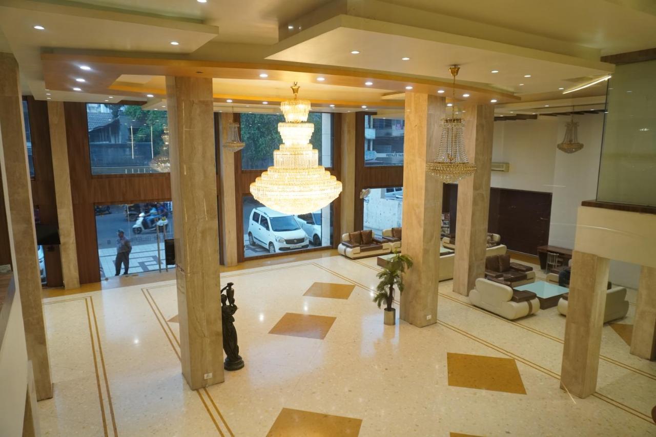 Hotel The Evergrand Palace Rajkot Exterior photo
